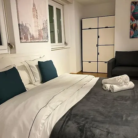 5 Min Walking From Gare Apartment *